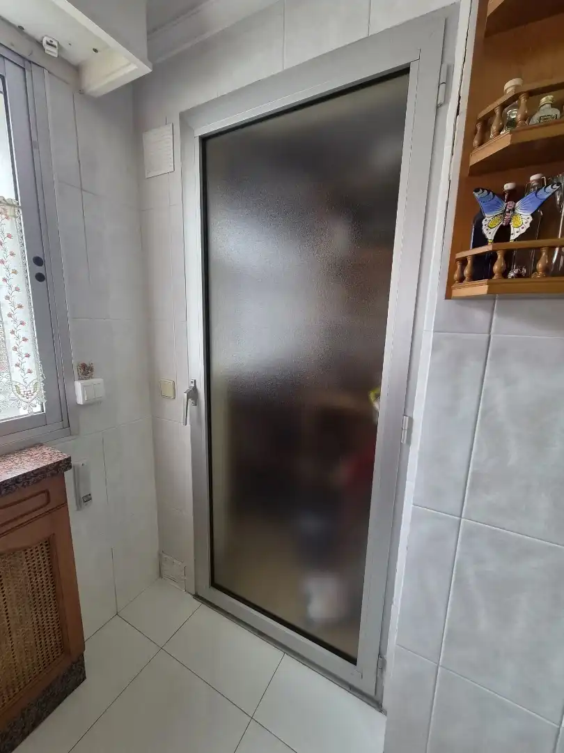 Bathroom of Flat for sale in Oviedo   with Terrace