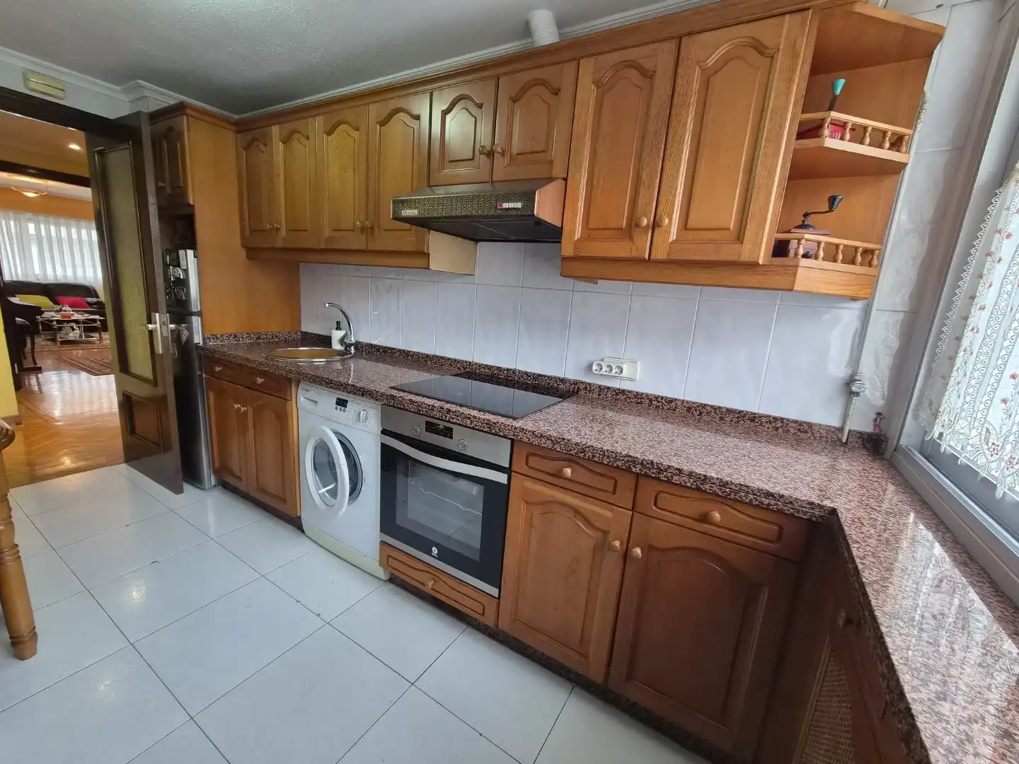 Kitchen of Flat for sale in Oviedo   with Terrace
