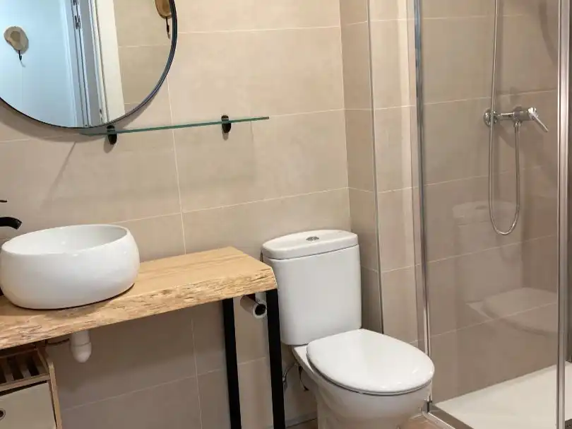 Wohnungen zur Miete in Calle Cunchillos, 2, Casco Histórico Badezimmer von Wohnungen zur Miete in Tudela mit Klimaanlage, Heizung und Parkett