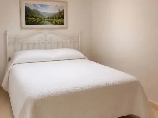 Schlafzimmer von Einfamilien-Reihenhaus zum Verkauf in Teverga mit Privatgarten, Terrasse und Balkon