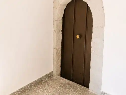 Einfamilien-Reihenhaus zum Verkauf in Teverga mit Privatgarten, Terrasse und Balkon