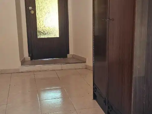 Einfamilien-Reihenhaus zum Verkauf in Teverga mit Privatgarten, Terrasse und Balkon