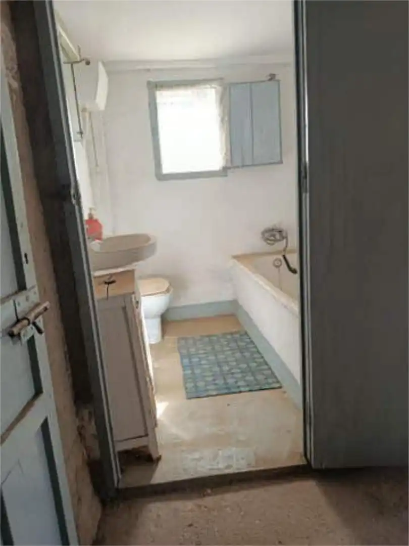 Houses for sale in Cañamero Bathroom of Houses for sale in Cañamero with Terrace and Storage room