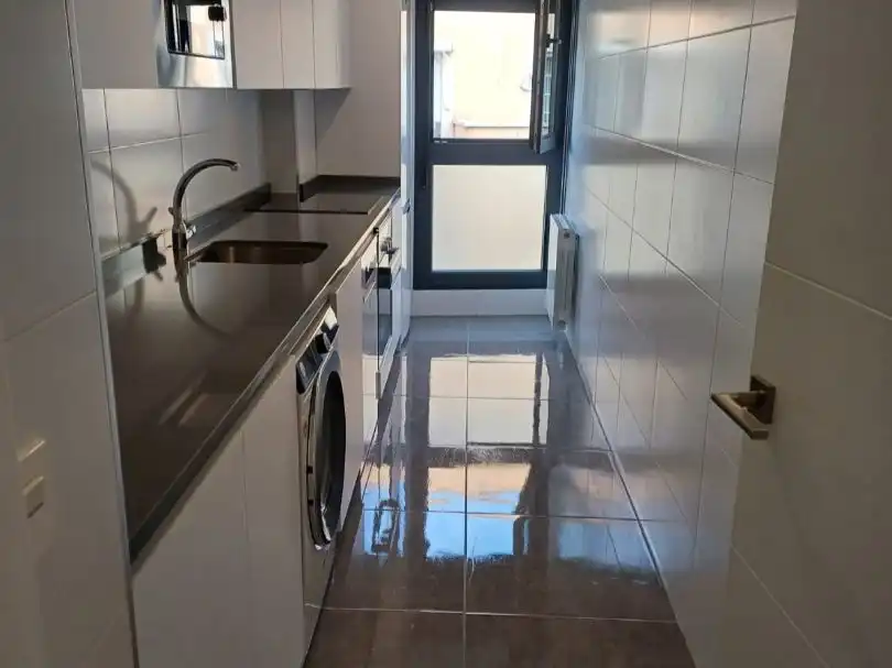 Piso de alquiler en Calle Buenavista, 7, La Alhóndiga Cocina de Piso de alquiler en Getafe con Aire acondicionado, Calefacción y Trastero