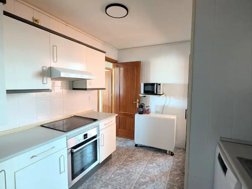Piso de alquiler en Canillas Cocina de Piso de alquiler en Madrid con Aire acondicionado, Calefacción y Parquet