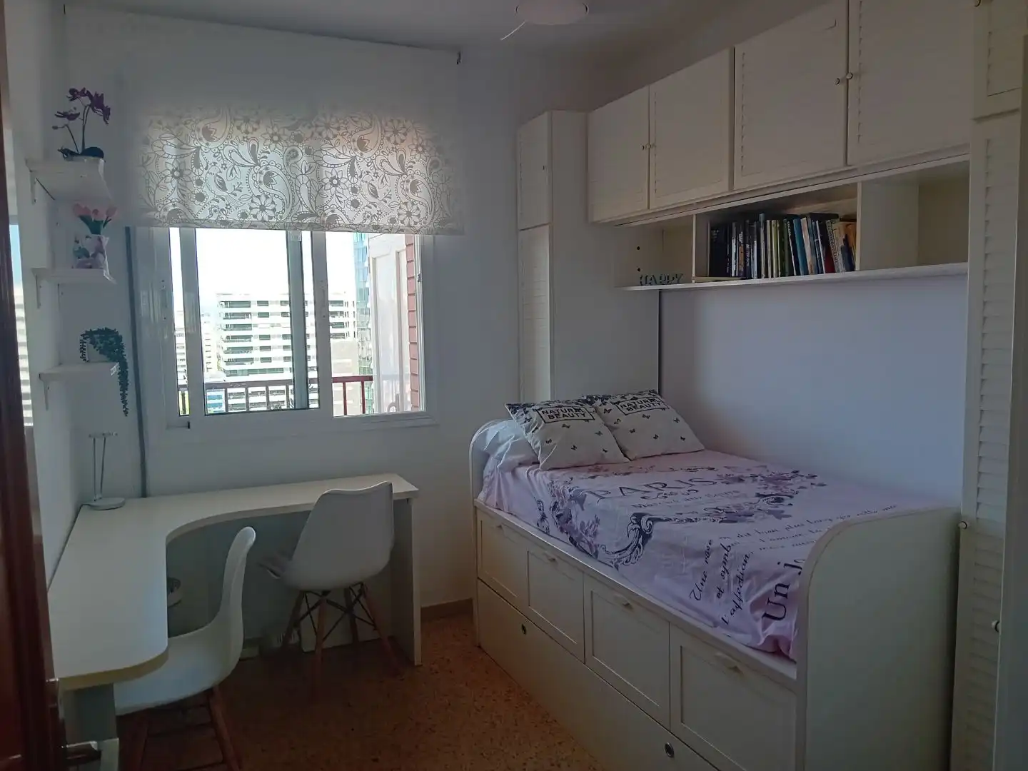 Habitación de Piso para compartir en Barcelona con Calefacción, Terraza y Videoportero