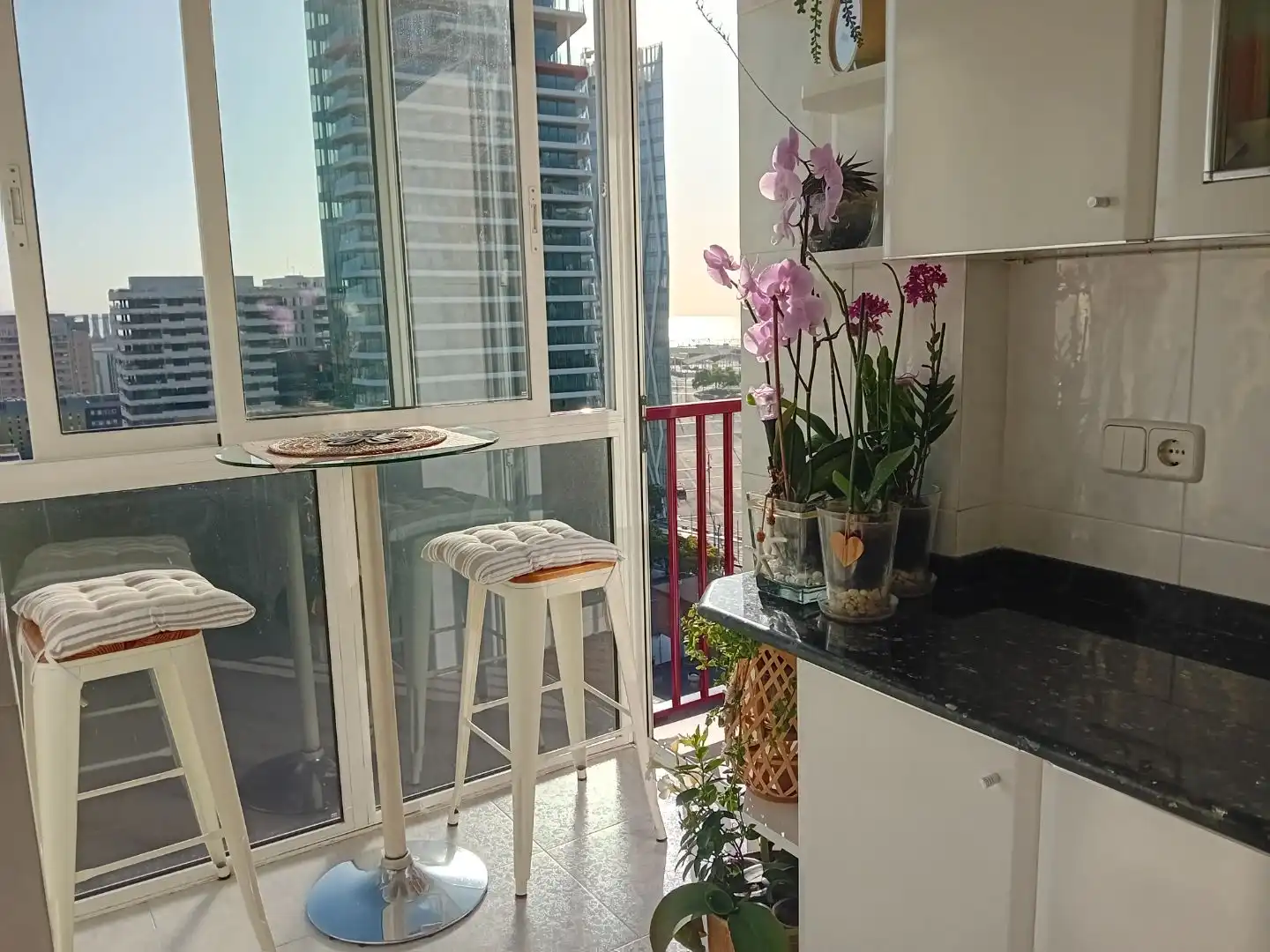 Terraza de Piso para compartir en Barcelona con Calefacción, Terraza y Videoportero