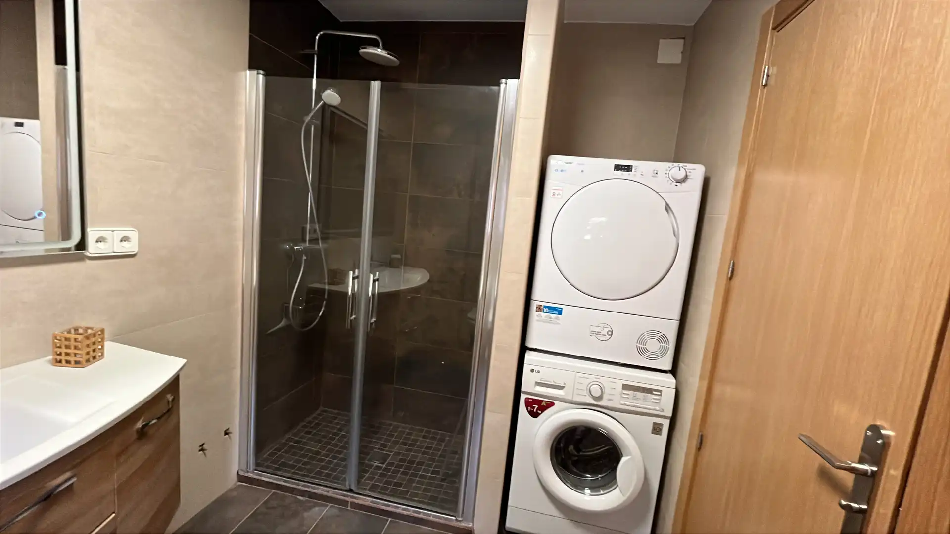 Baño de Piso de alquiler en Toledo con Amueblado