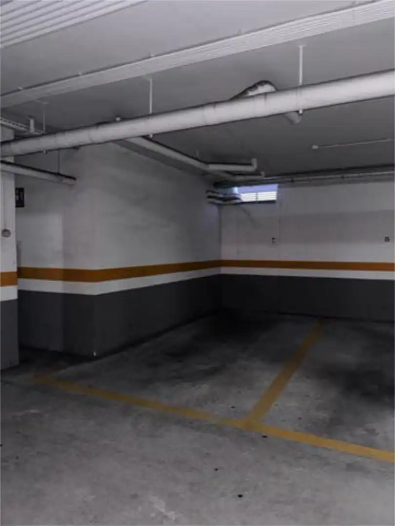 Wohnung zum Verkauf in La Muela Parkplatz von Wohnung zum Verkauf in La Muela mit Heizung, Privatgarten und Terrasse