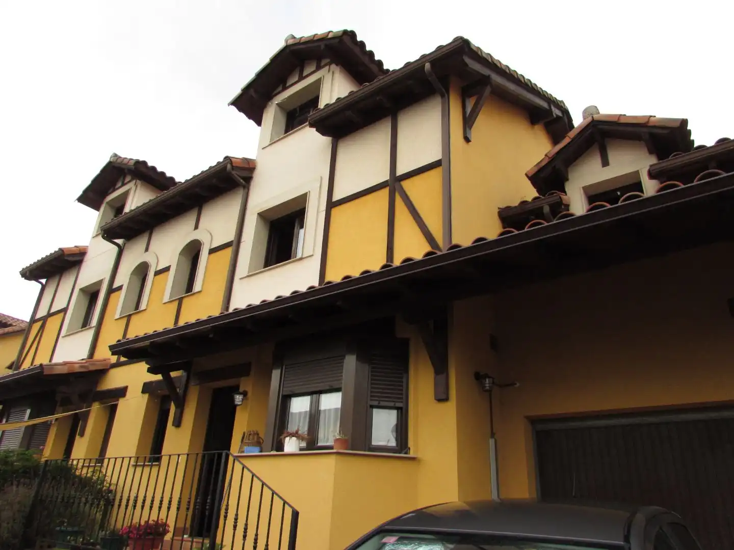 Piso en venta en Piedras Blancas Vista exterior de Piso en venta en Castrillón con Calefacción, Jardín privado y Parquet