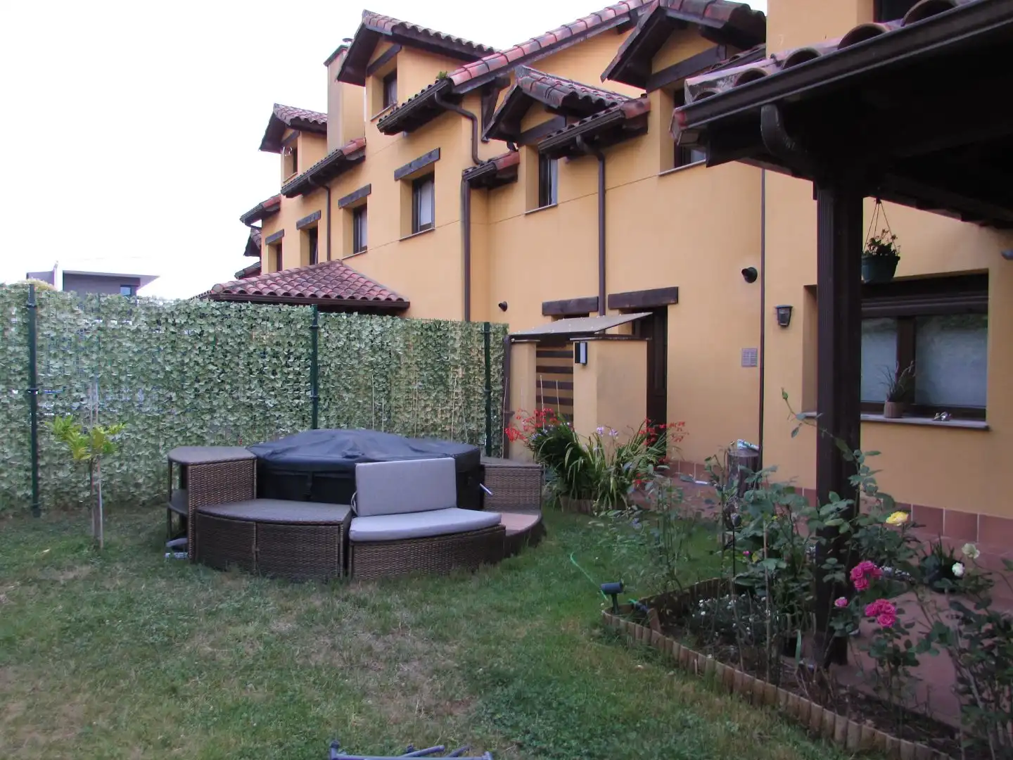 Piso en venta en Piedras Blancas Terraza de Piso en venta en Castrillón con Calefacción, Jardín privado y Parquet