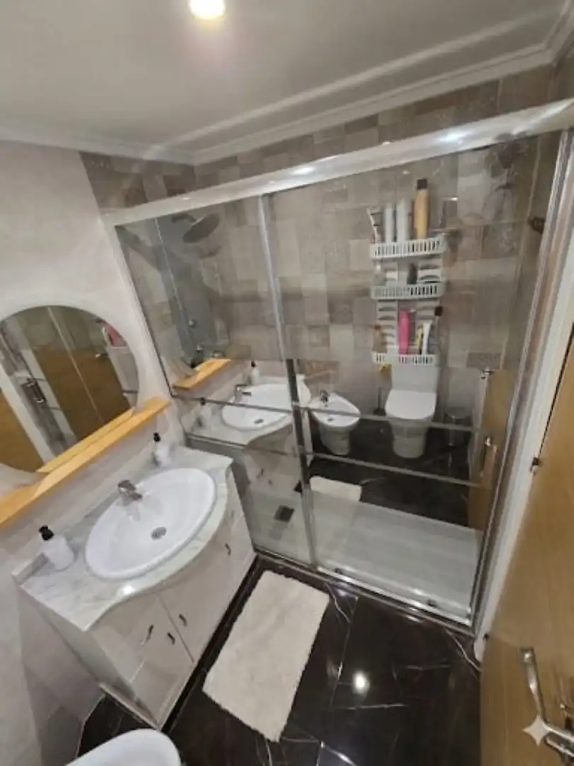 Baño de Piso en venta en Valencia con Aire acondicionado