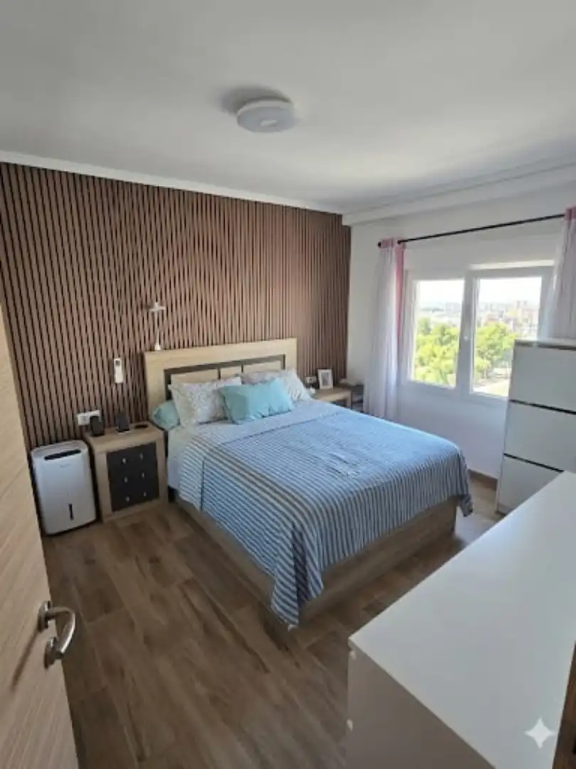 Habitación de Piso en venta en Valencia con Aire acondicionado