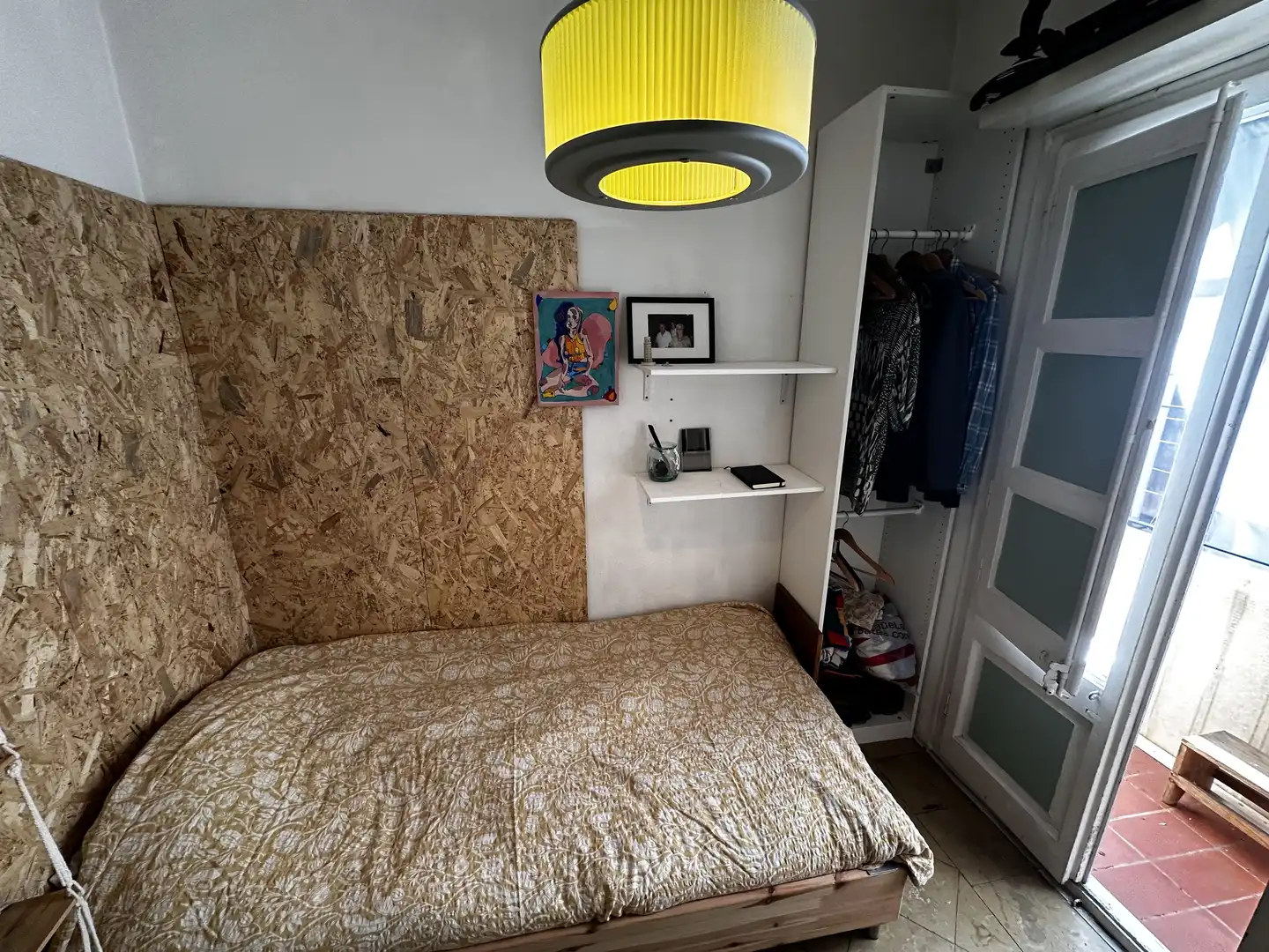 Habitació a Carrer de Sant Elm, 80, La Barceloneta Dormitori de Pis per a compartir en Barcelona amb Calefacció, Moblat i Balcó