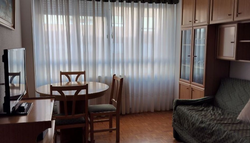 Apartamento de alquiler en Calle Los Trigales, 21, San Juanillo, Palencia Capital - imagen 1 Foto 1 de Apartamento de alquiler en Calle Los Trigales, 21, San Juanillo, Palencia Capital