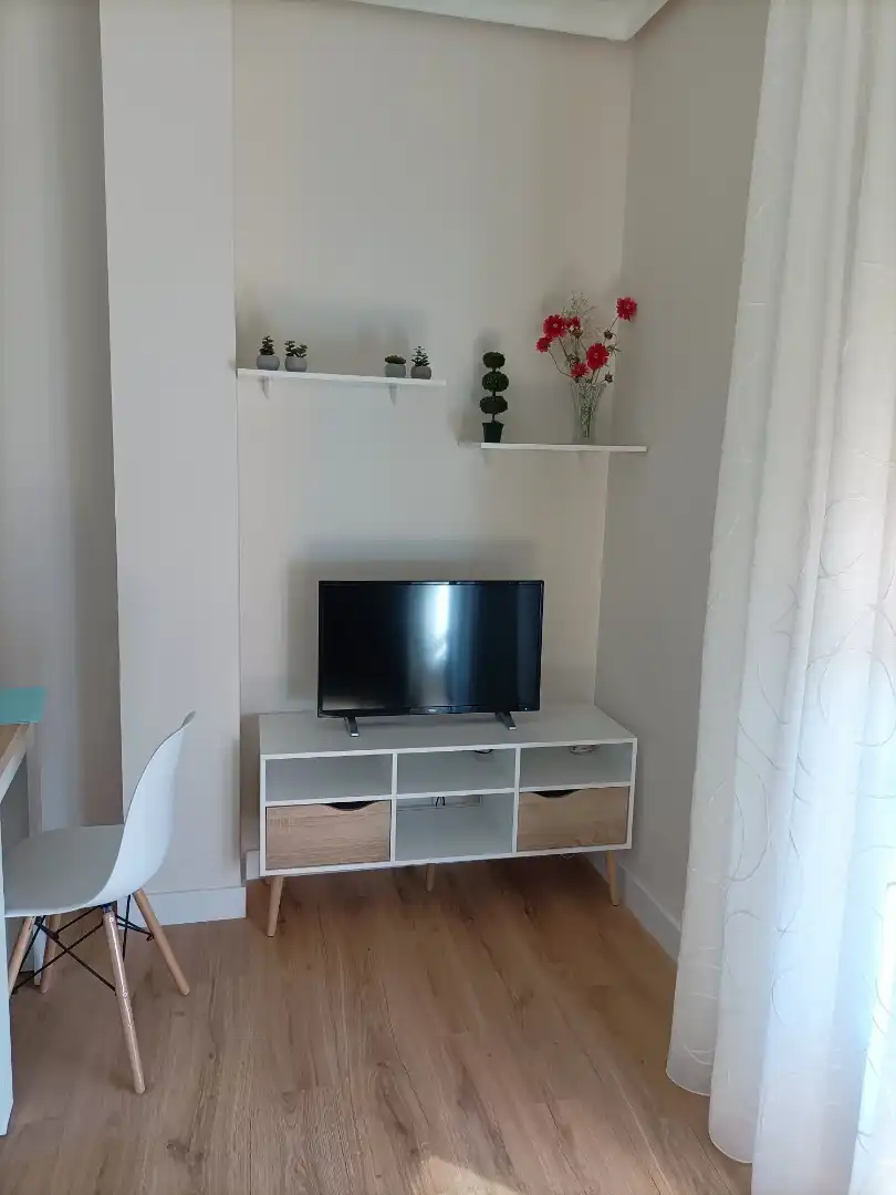 Piso de alquiler en Avenida de Castilla la Mancha, 30, Avenida Europa - San Antón Sala de estar de Piso de alquiler en Toledo con Aire acondicionado, Calefacción y Amueblado