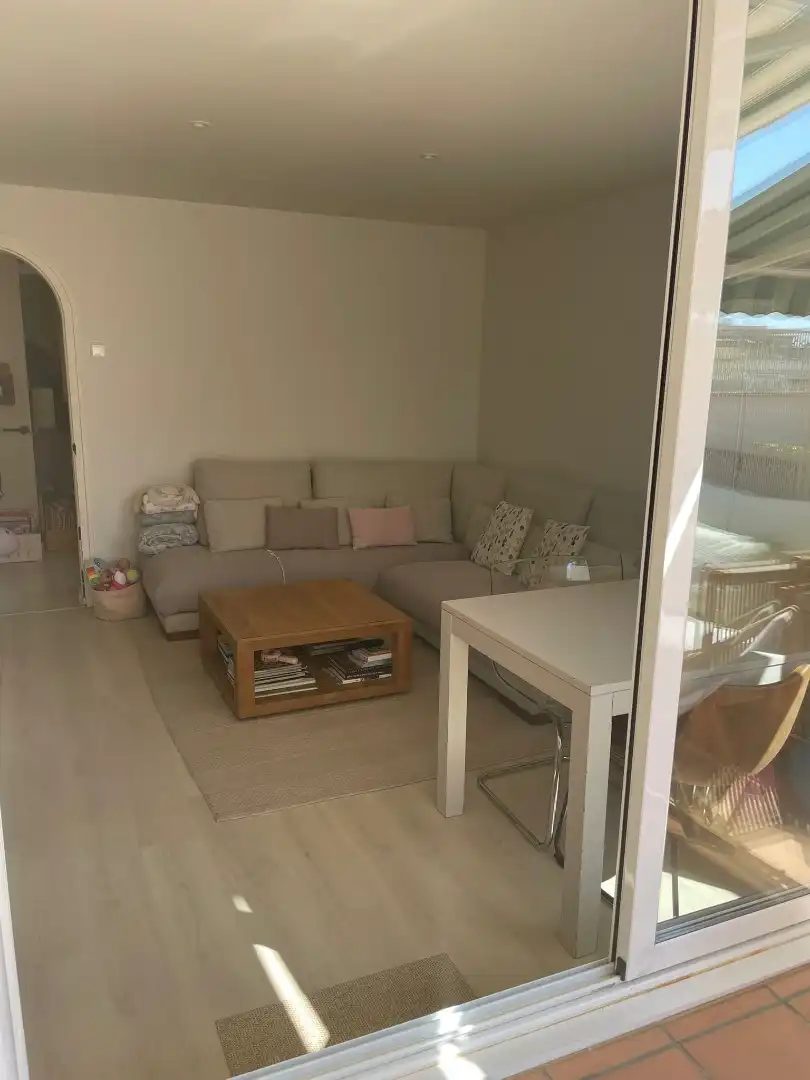 Living room of Flat for sale in Barcelona  with Air Conditioner, Parquet flooring and Terrace