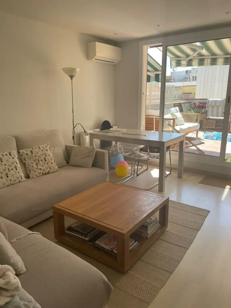 Living room of Flat for sale in Barcelona  with Air Conditioner, Parquet flooring and Terrace