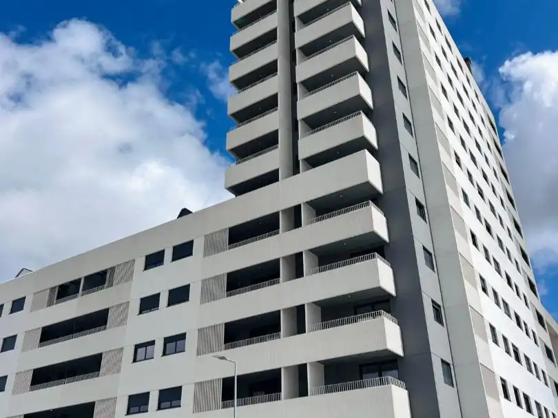 Piso de alquiler en Avenida de David Gistau, 39, Los Berrocales Vista exterior de Piso de alquiler en Madrid Capital con Aire acondicionado, Terraza y Piscina
