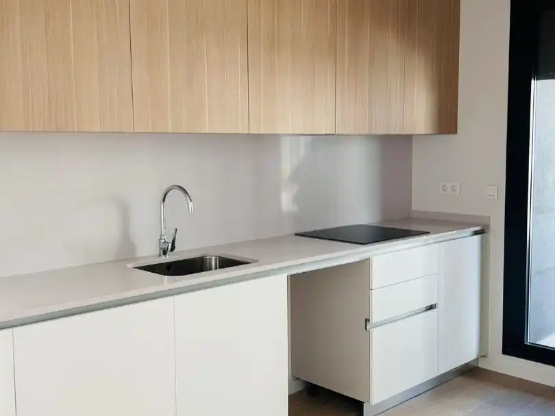 Piso de alquiler en Avenida de David Gistau, 39, Los Berrocales Cocina de Piso de alquiler en Madrid Capital con Aire acondicionado, Terraza y Piscina