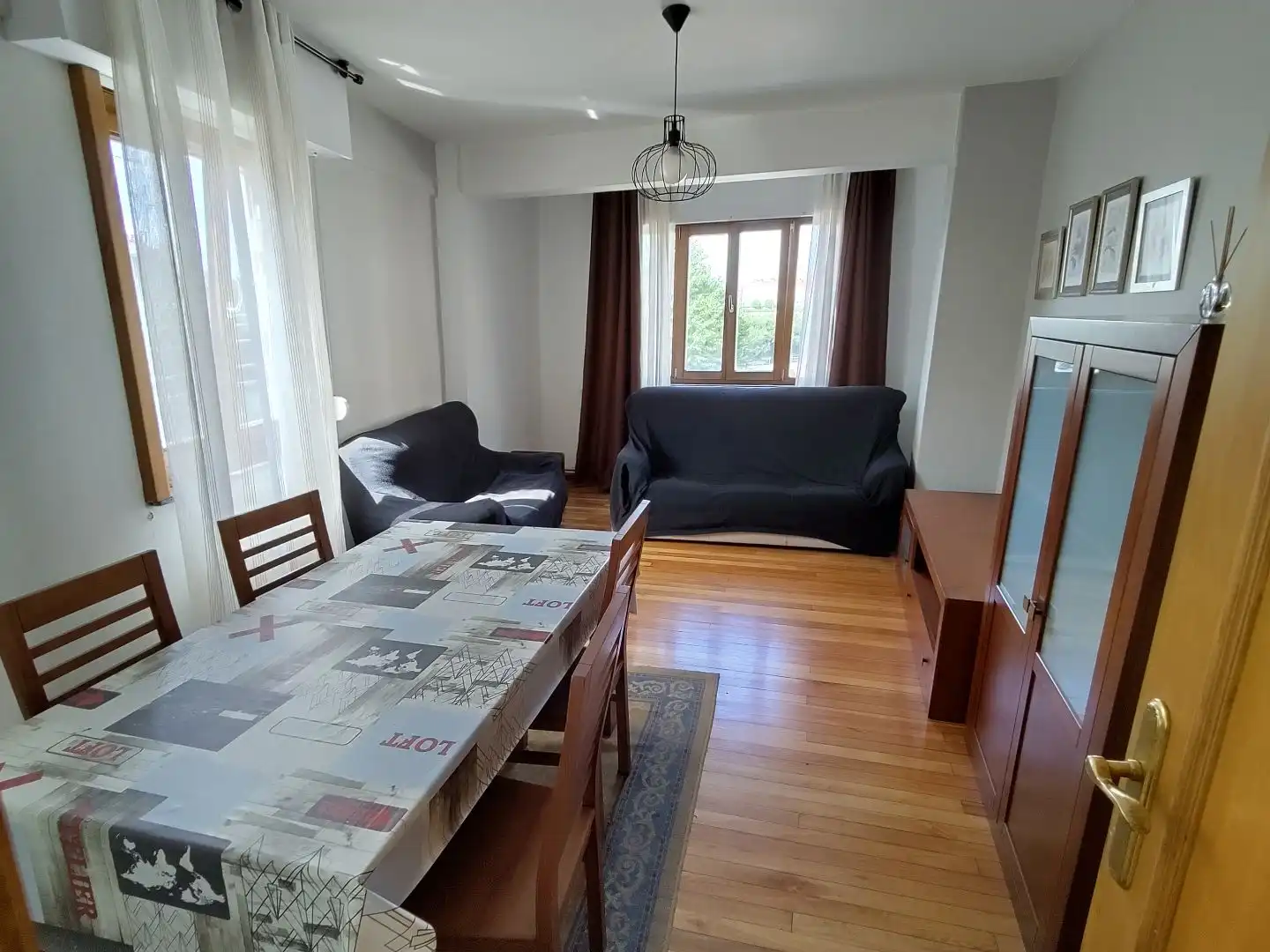 Flat for rent in Rúa do Hórreo, 89, Ensanche - Sar Living room of Flat for rent in Santiago de Compostela with Heating, Parquet flooring and Furnished