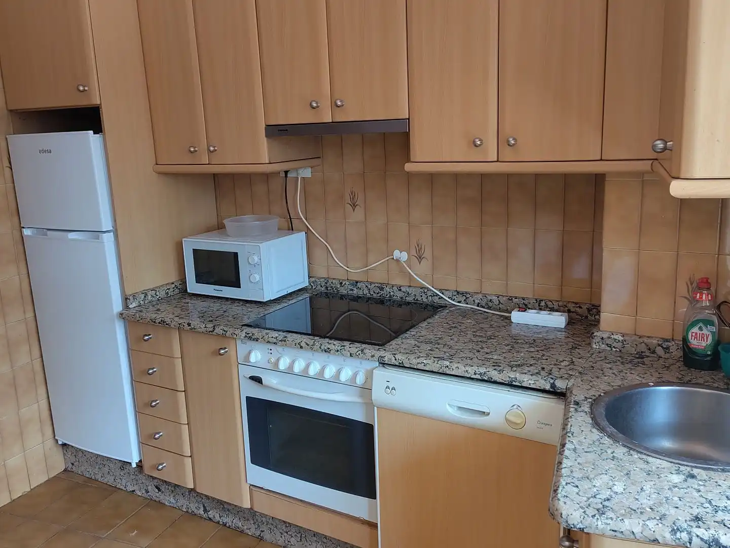 Flat for rent in Rúa do Hórreo, 89, Ensanche - Sar Kitchen of Flat for rent in Santiago de Compostela with Heating, Parquet flooring and Furnished