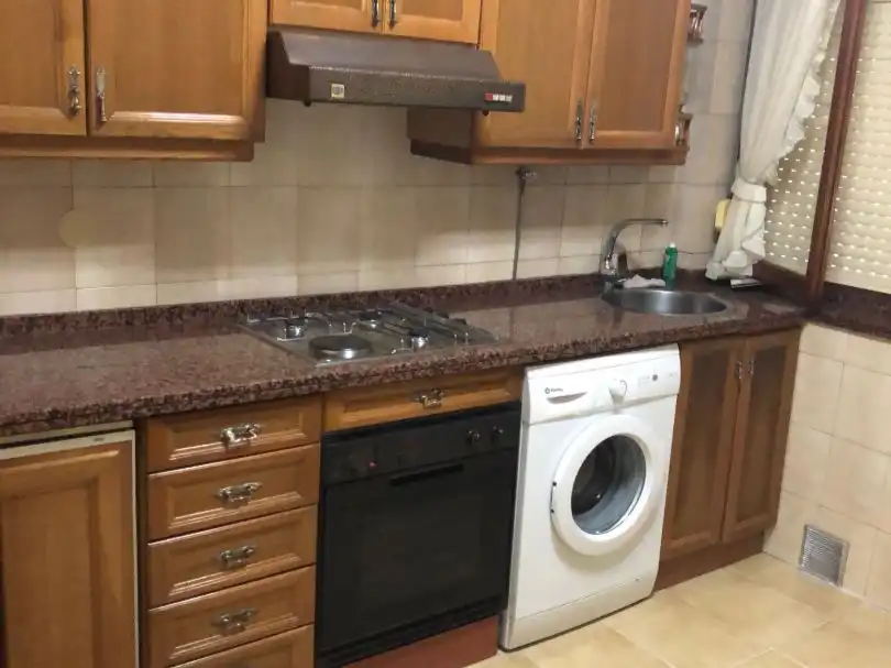 Flat for rent in Calle José Manuel Pedregal, 14, Avilés Kitchen of Flat for rent in Avilés with Terrace