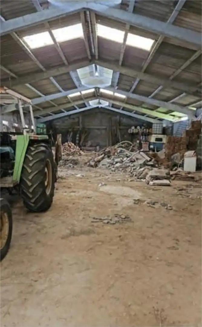 Industrial buildings for rent in Bergondo