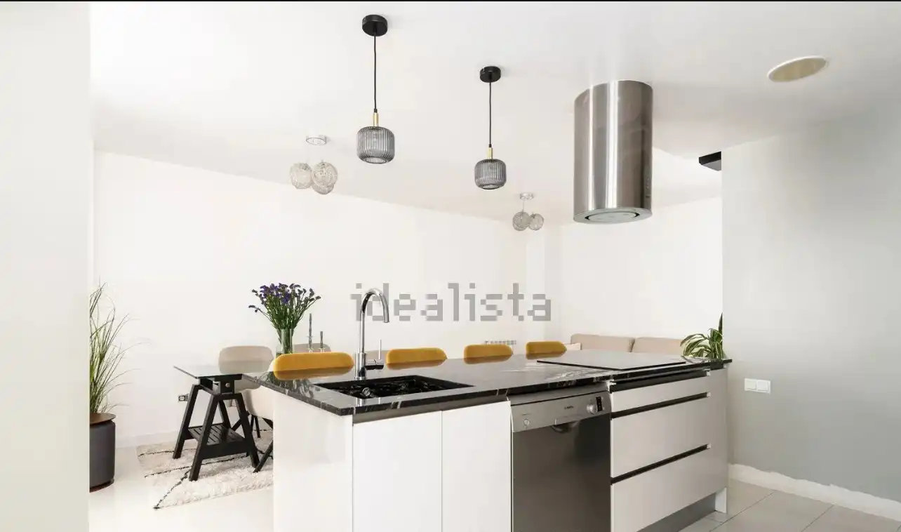Piso en venta en Avenida de Los Estudiantes, 31, Zaragoza Capital Cocina de Piso en venta en Zaragoza Capital con Aire acondicionado, Terraza y Piscina