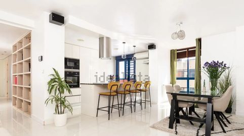 Piso en venta en Avenida de Los Estudiantes, 31, Santa Isabel, Zaragoza Capital - imagen 2 Foto 2 de Piso en venta en Avenida de Los Estudiantes, 31, Santa Isabel, Zaragoza Capital