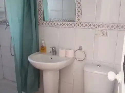 Detached homes for rent in Calle Saladillo, 2, Estepa Bathroom of Detached homes for rent in Estepa with Air Conditioner, Heating and Storage room