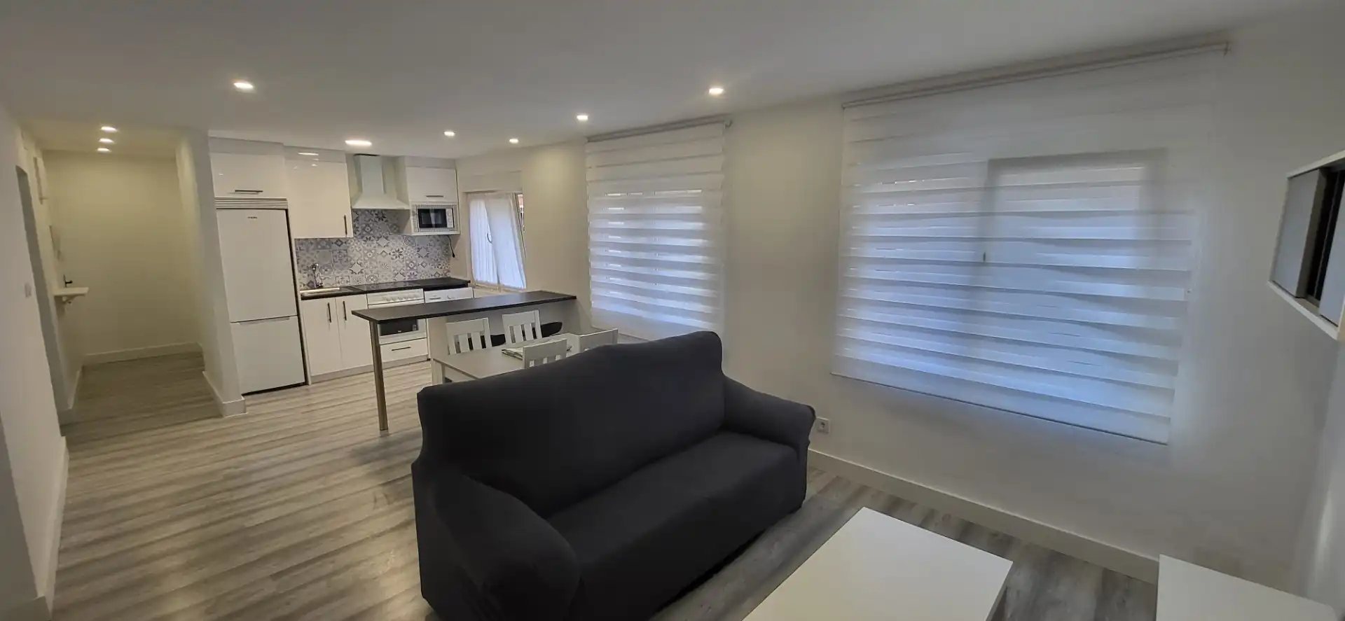 Flat for rent in Calle de Favila, 15, Versalles Flat for rent in Calle de Favila, 15, Versalles