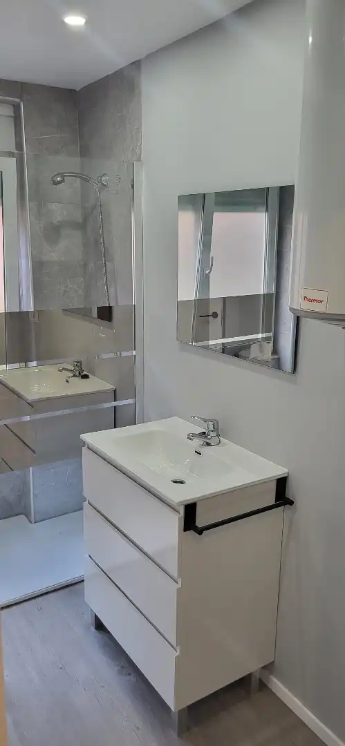 Flat for rent in Calle de Favila, 15, Versalles Flat for rent in Calle de Favila, 15, Versalles