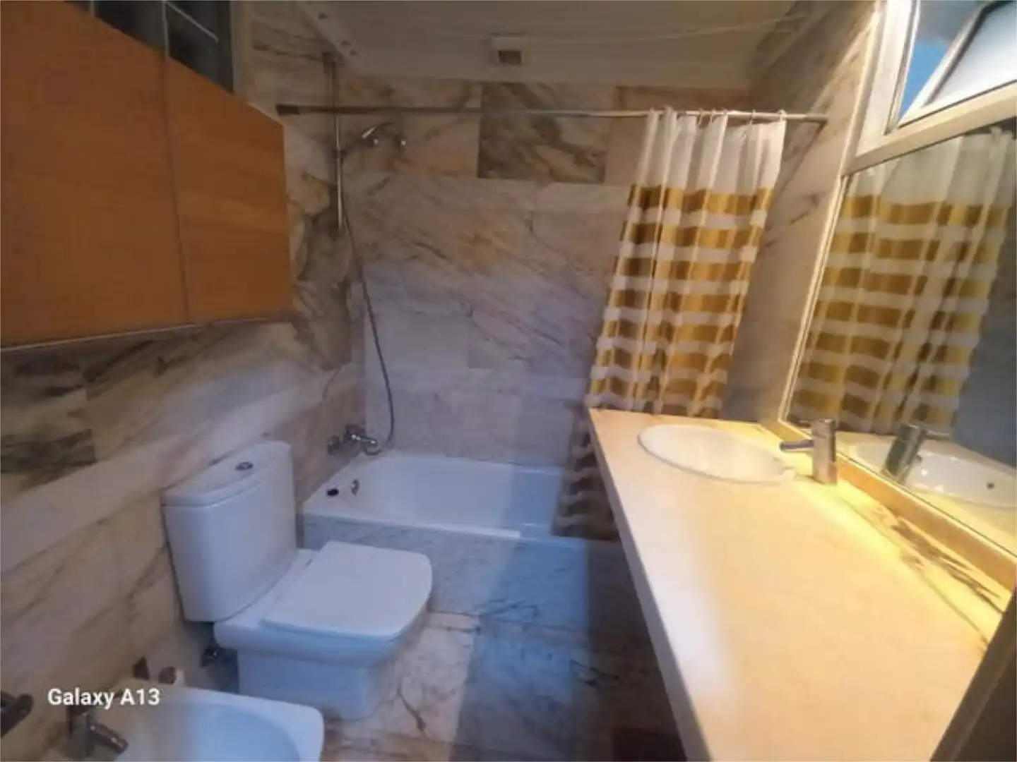 Study for rent in O Castro Bathroom of Study for rent in Vigo with Heating