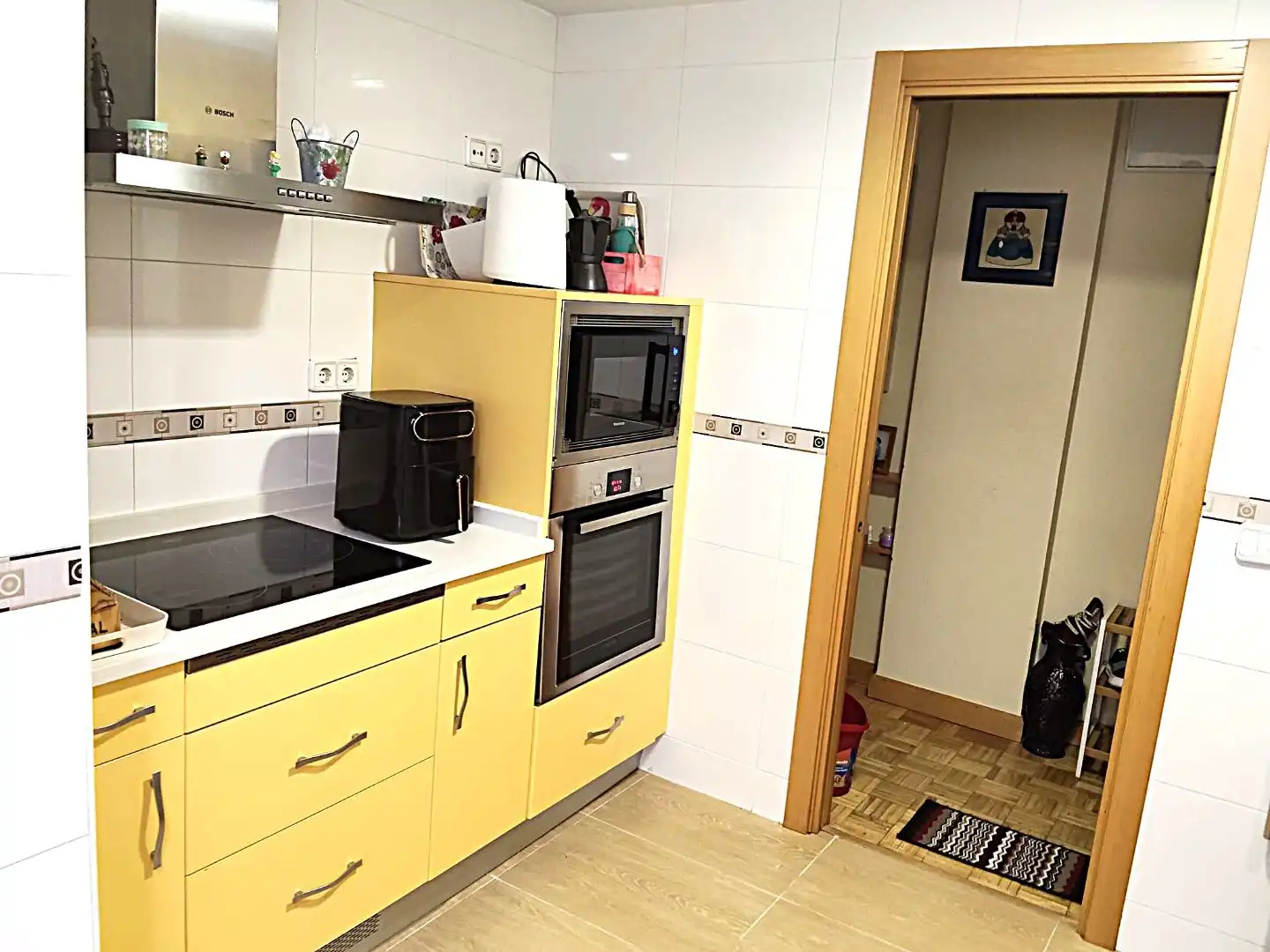 Piso en venta en Calle Virgen de las Viñas, 2, Santa Eugenia Cocina de Piso en venta en Madrid con Calefacción, Parquet y Terraza