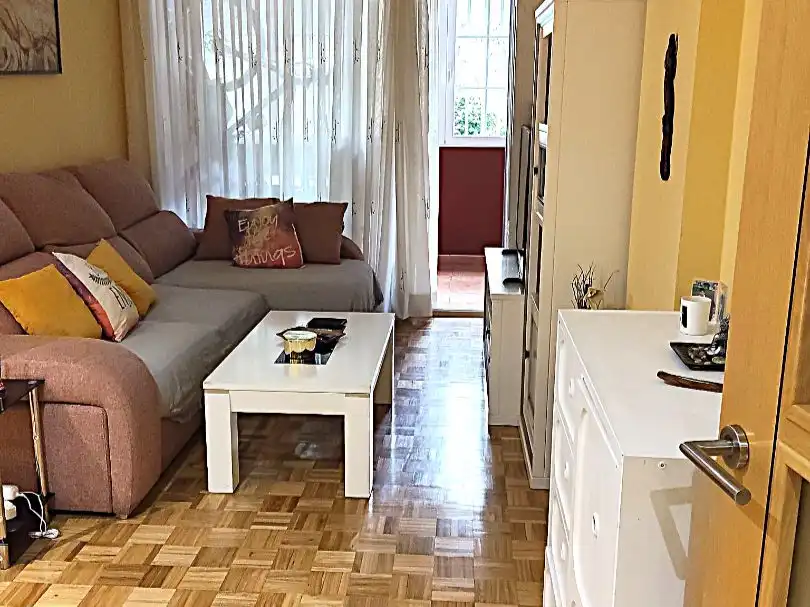 Piso en venta en Calle Virgen de las Viñas, 2, Santa Eugenia Habitación de Piso en venta en Madrid con Calefacción, Parquet y Terraza