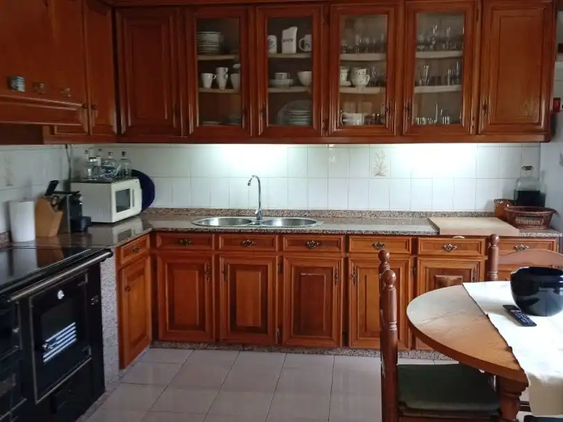 Flat for sale in Lugar Sulago, 55, Vila de Cruces Kitchen of Flat for sale in Vila de Cruces with Private garden, Parquet flooring and Storage room
