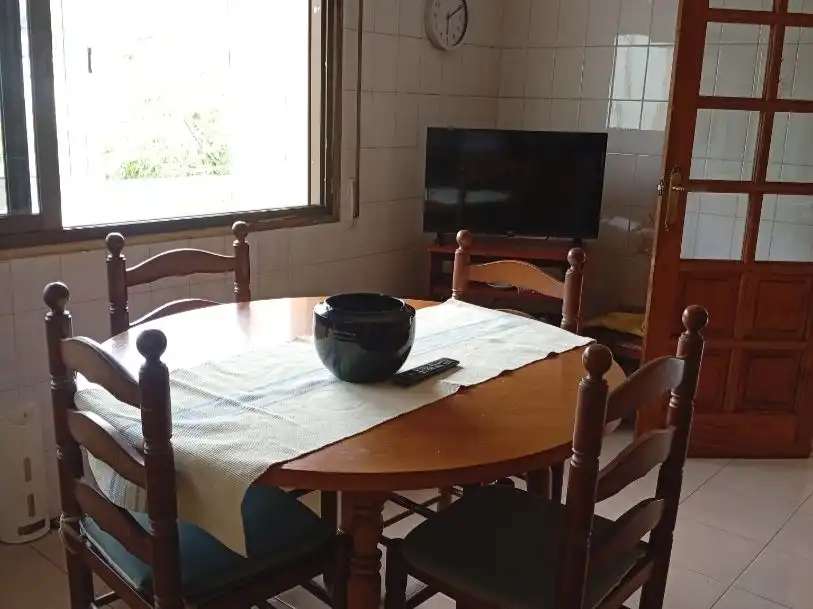 Flat for sale in Lugar Sulago, 55, Vila de Cruces Dining room of Flat for sale in Vila de Cruces with Private garden, Parquet flooring and Storage room