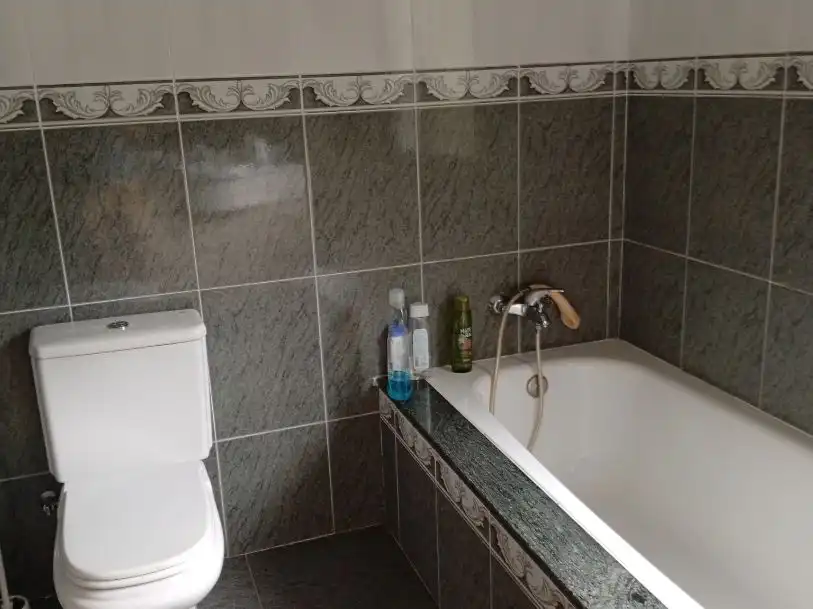 Flat for sale in Lugar Sulago, 55, Vila de Cruces Bathroom of Flat for sale in Vila de Cruces with Private garden, Parquet flooring and Storage room