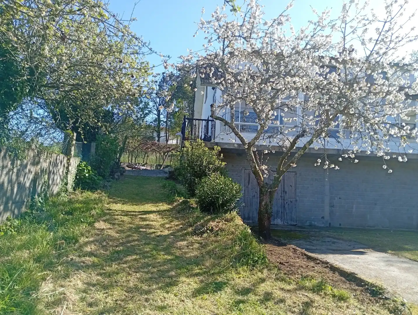 Flat for sale in Lugar Sulago, 55, Vila de Cruces Exterior view of Flat for sale in Vila de Cruces with Private garden, Parquet flooring and Storage room