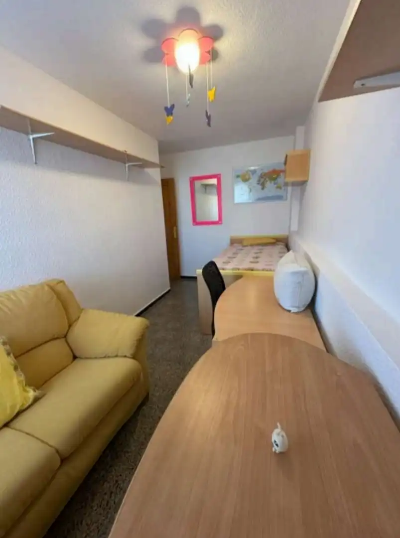 Flat for rent in Calle Nuestra Señora del Camino, 4, César Casariego - Santa Clara - Nuevo Obrero Bedroom of Flat for rent in Santa Cruz de Tenerife with Air Conditioner, Terrace and Storage room