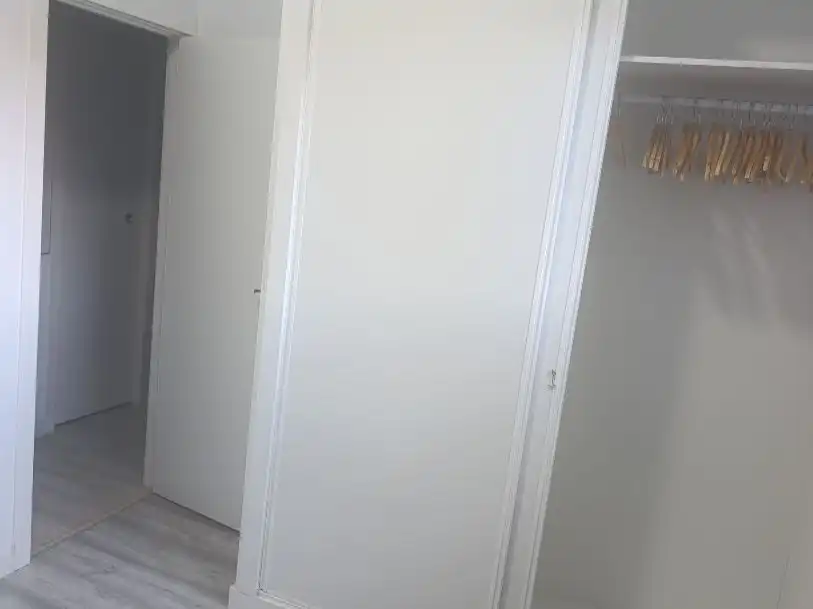 Room in Calle Química, 11, Virgen del Rosario Bedroom of Flat for share in Torrejón de Ardoz with Heating, Parquet flooring and Furnished