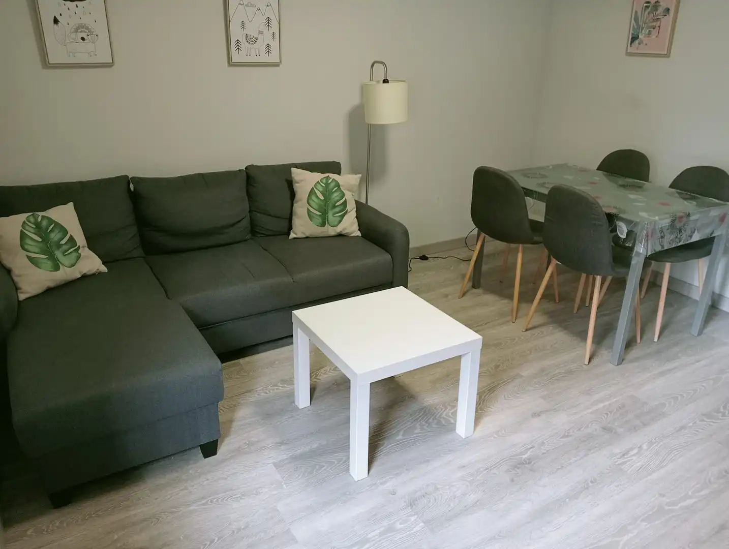 Piso en venta en Calle la Universidad, 48, Los Castros Sala de estar de Piso en venta en Santander