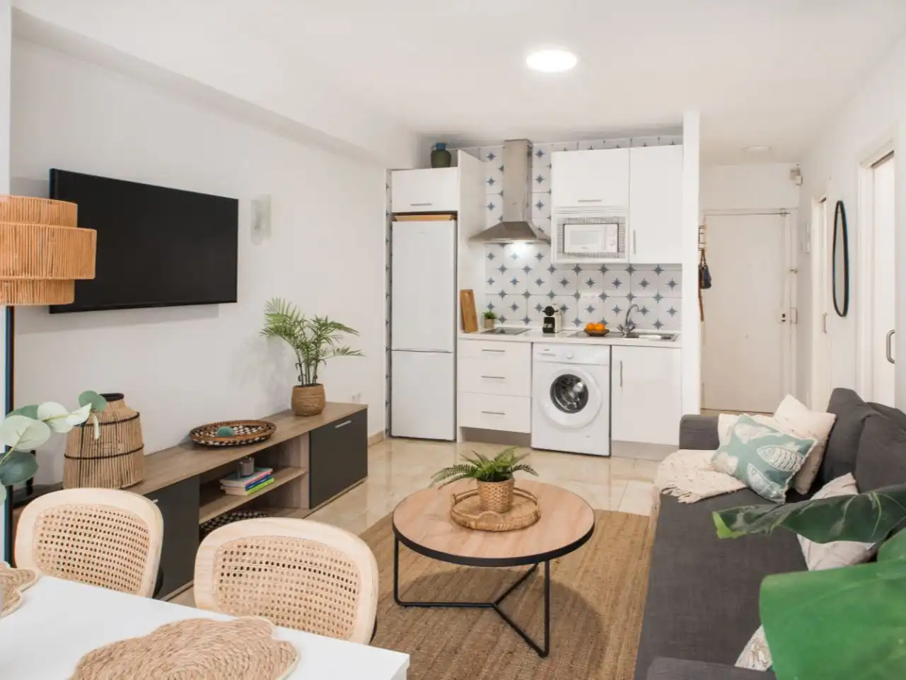 Pis en venda a Calle Pintor Martínez Virel, 4, Málaga Capital Sala d'estar de Pis en venda en Málaga Capital amb Aire condicionat