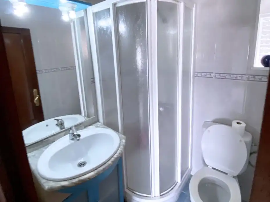 Flat for sale in Calle Tiburón, 3, San Jerónimo - La Bachillera Bathroom of Flat for sale in Sevilla with Air Conditioner