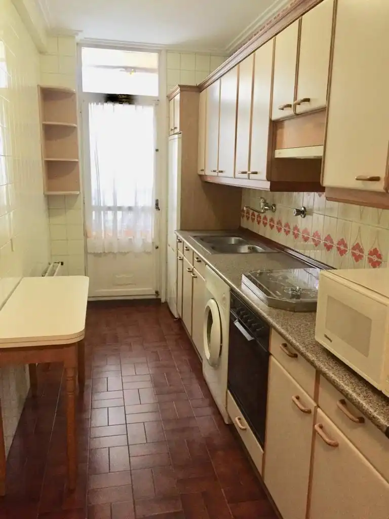 Pis de lloguer a Dulzaina Kalea, 7, San Cristóbal Cuina de Pis de lloguer en Vitoria - Gasteiz amb Calefacció, Parquet i Terrassa