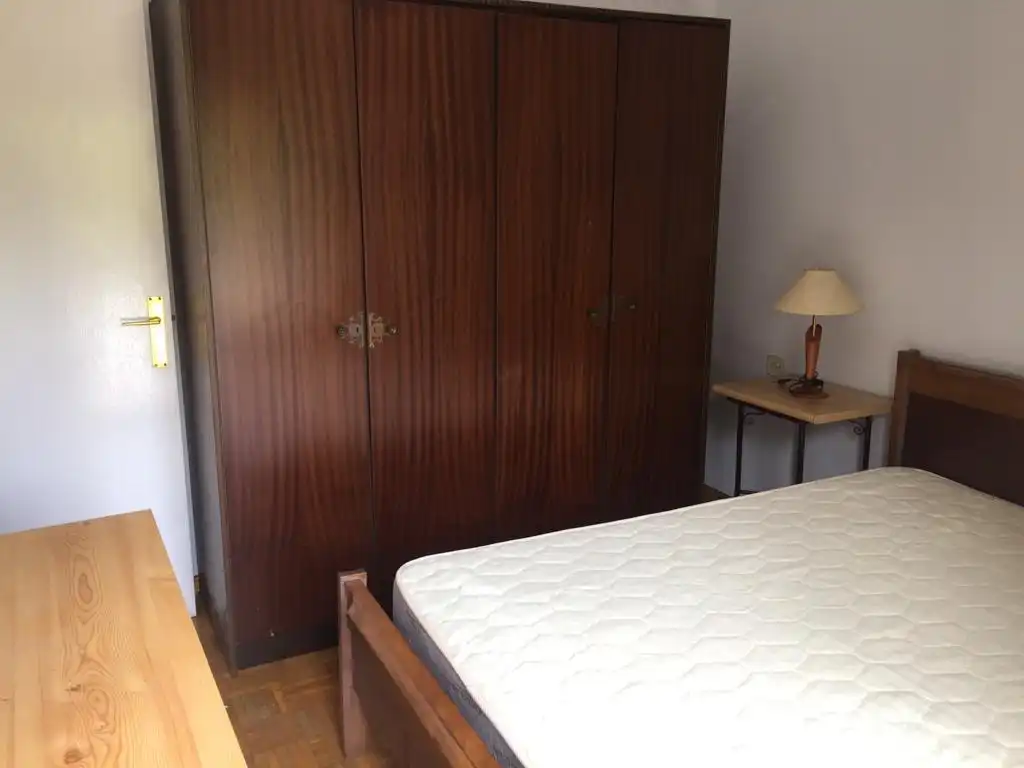 Pis de lloguer a Dulzaina Kalea, 7, San Cristóbal Dormitori de Pis de lloguer en Vitoria - Gasteiz amb Calefacció, Parquet i Terrassa