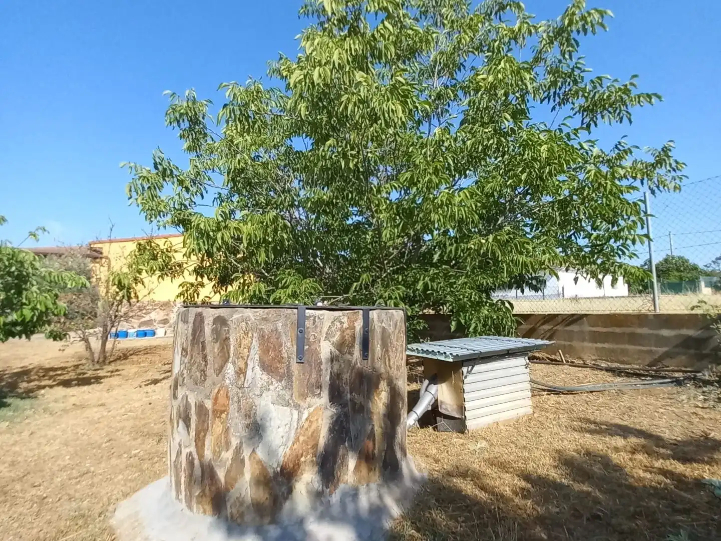 Casa o xalet en venda a Calle Quevedo, 3, Carrascosa de Henares Vista exterior de Casa o xalet en venda en Espinosa de Henares amb Calefacció, Jardí privat i Terrassa