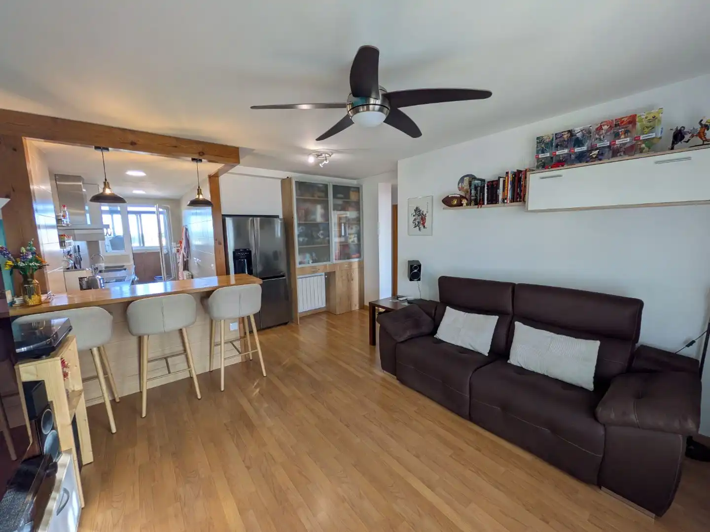Ático en venta en Calle Cuba, 2, San Pedro Sala de estar de Ático en venta en Albacete con Aire acondicionado, Calefacción y Terraza