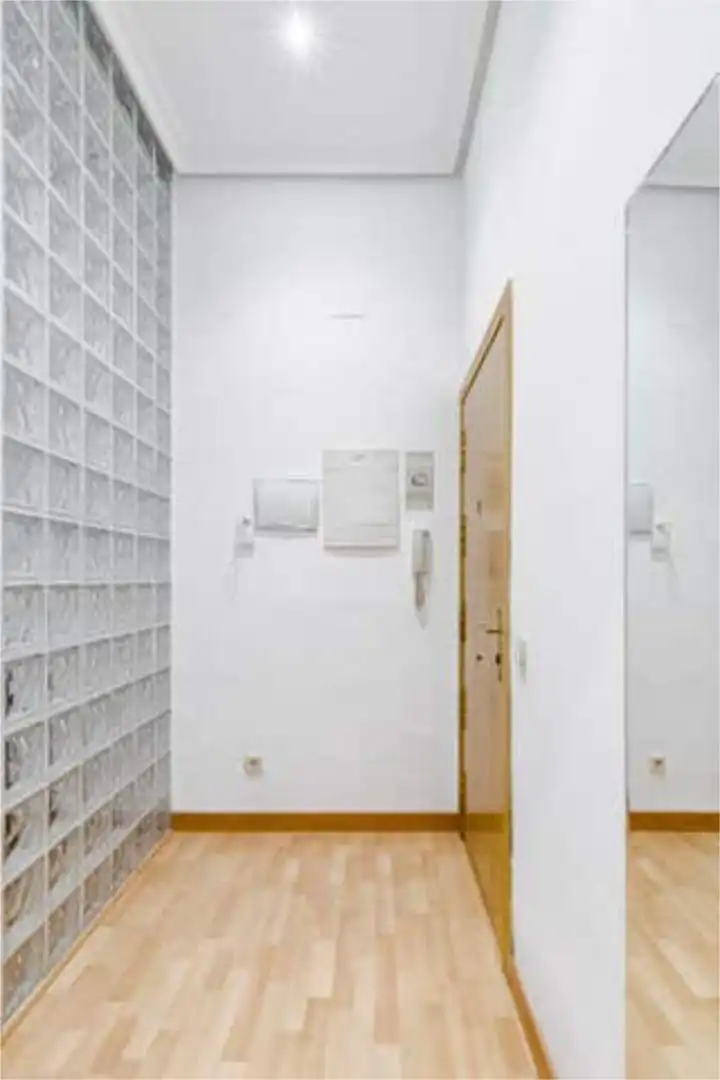 Apartament de lloguer a Universidad - Malasaña Bany de Apartament de lloguer en Madrid amb Calefacció i Moblat
